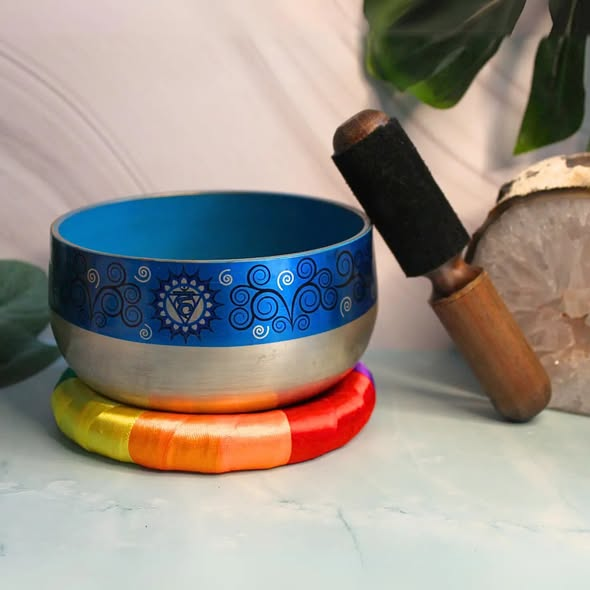 Bol chantant en lien avec le chakra de la gorge en laiton argenté - Bleu clair"