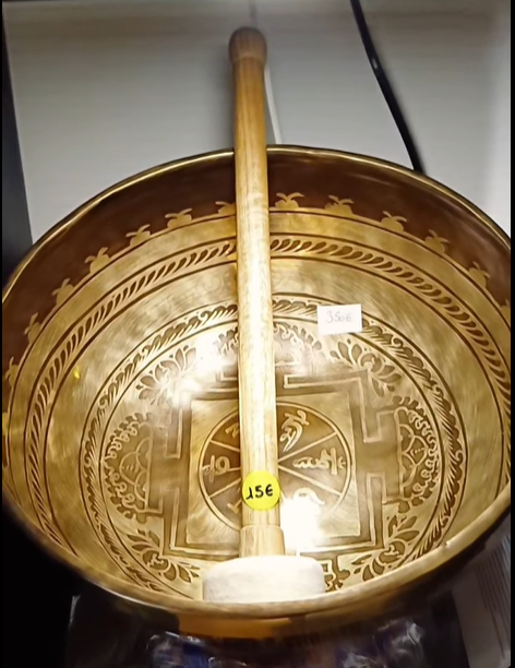 Bol chantant tibétain gravé main