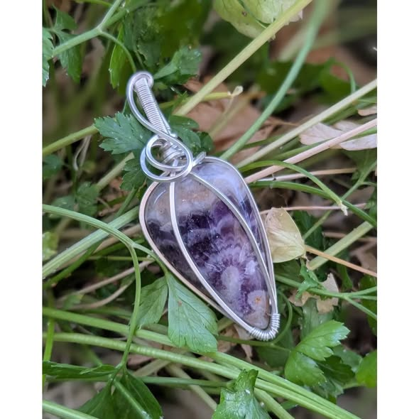 Pendentif en améthyste d’Auvergne