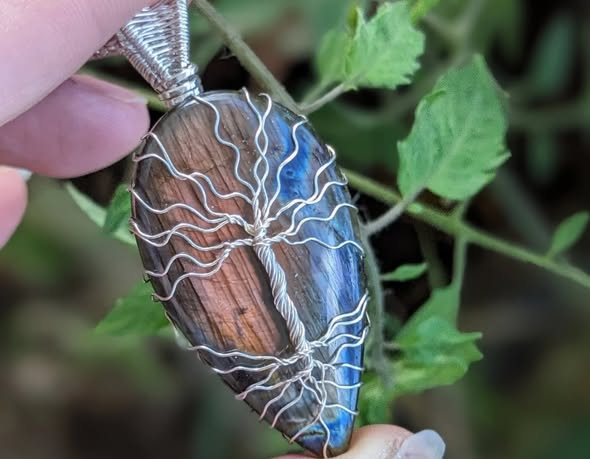 Pendentif Arbre de Vie en labradorite orangée